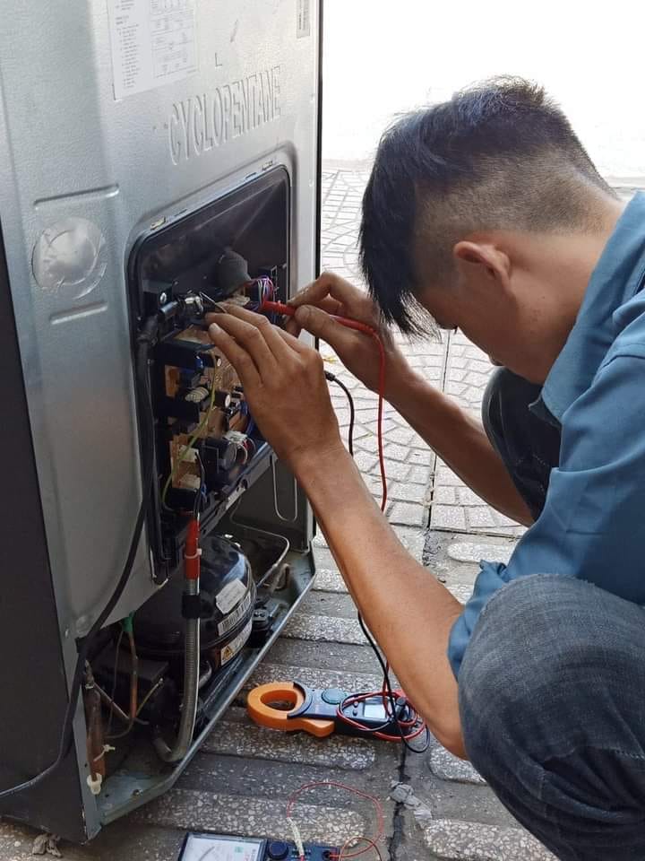 sua-tu-lanh-tai-hoang-mai-1