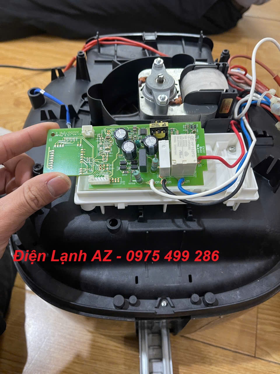 sua-noi-chien-khong-dau-tefal-1