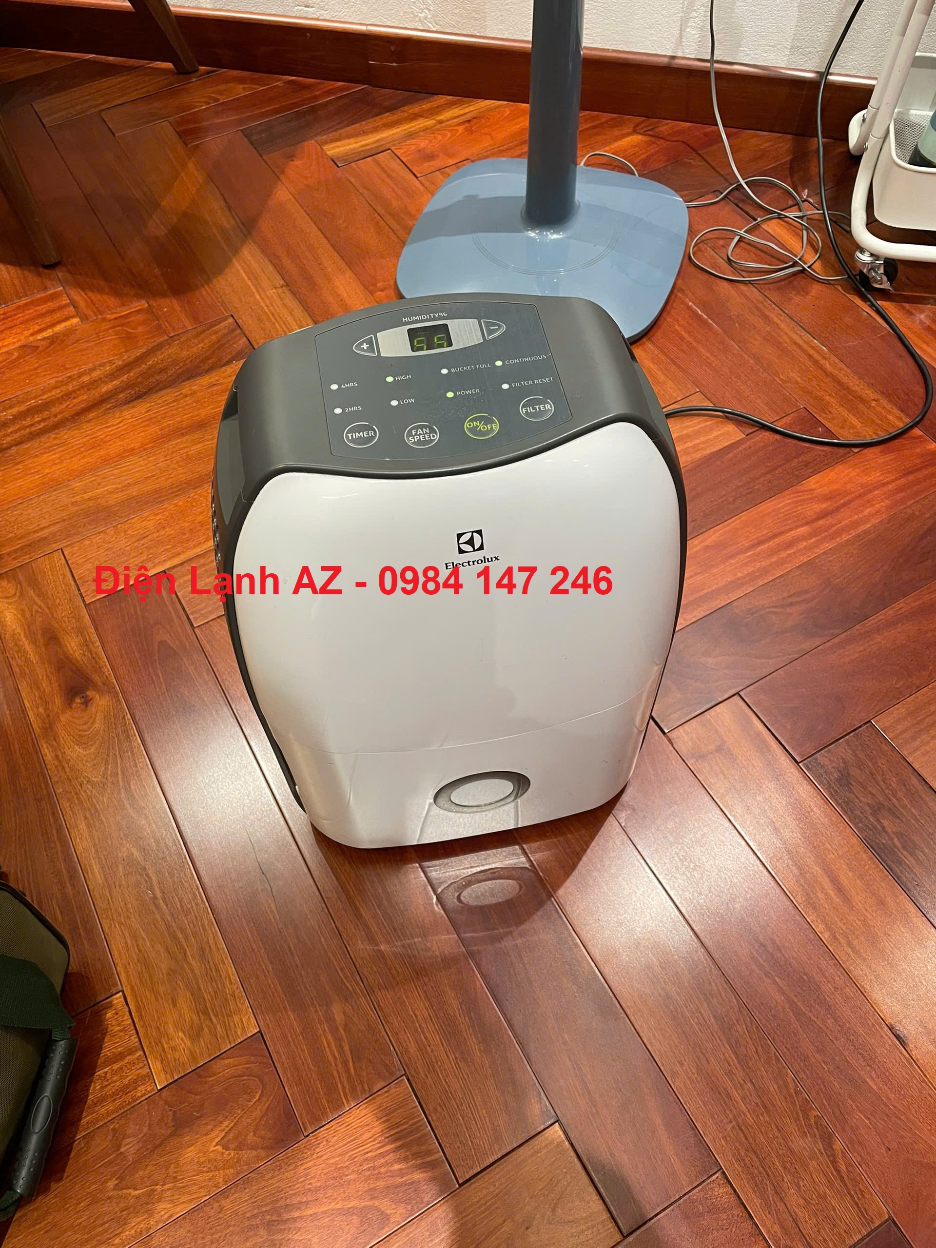 sua-may-hut-am-electrolux