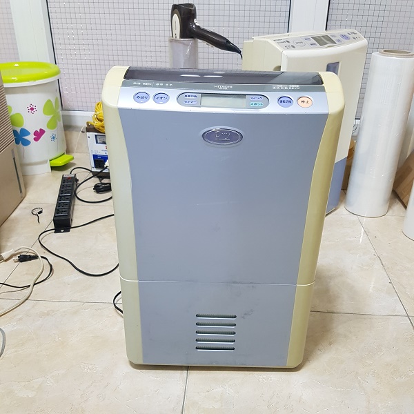 sua-may-hut-am-hitachi