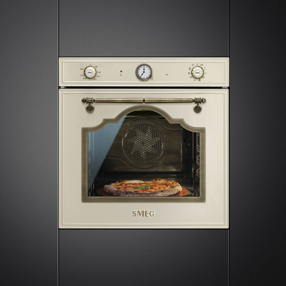 sua-lo-nuong-SMEG-1