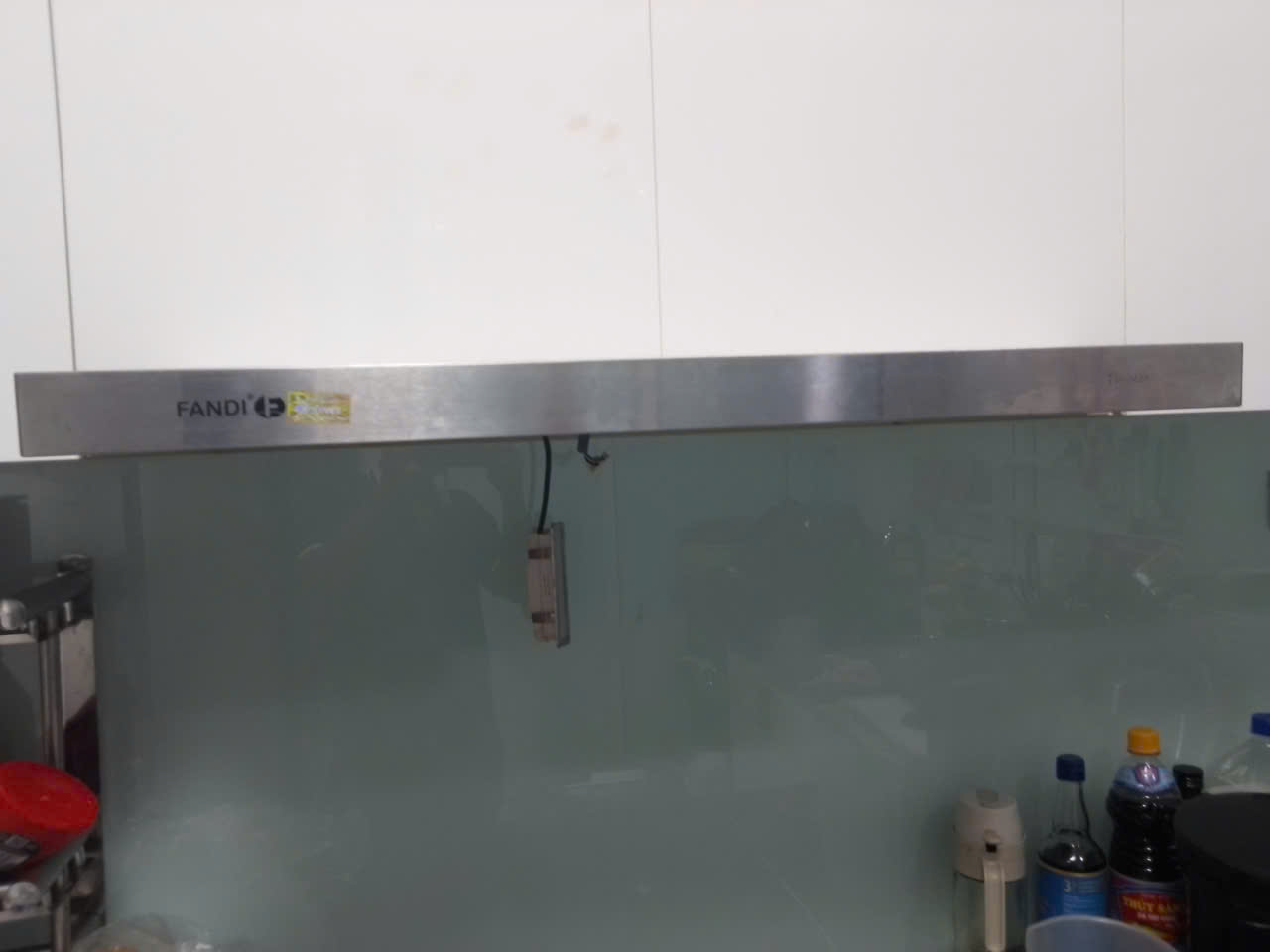 sửa chữa máy hút mùi